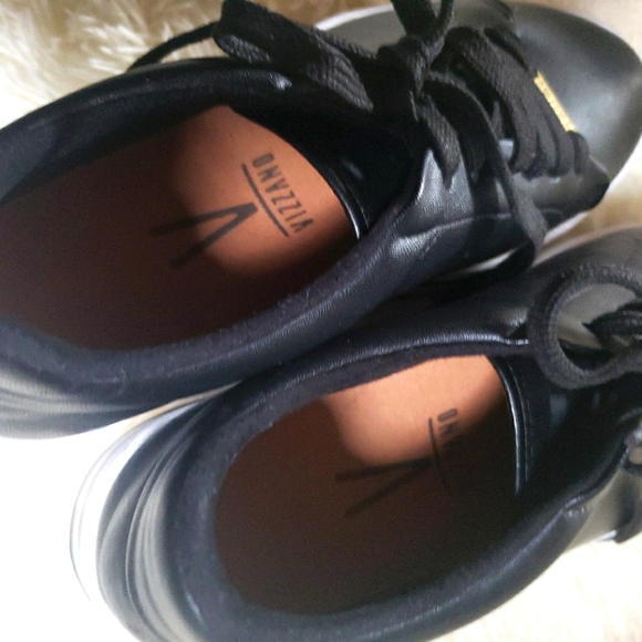 EC Vizzano chunky platform black & white loafers sz 8 US/ 39 Euro - Picture 9 of 13